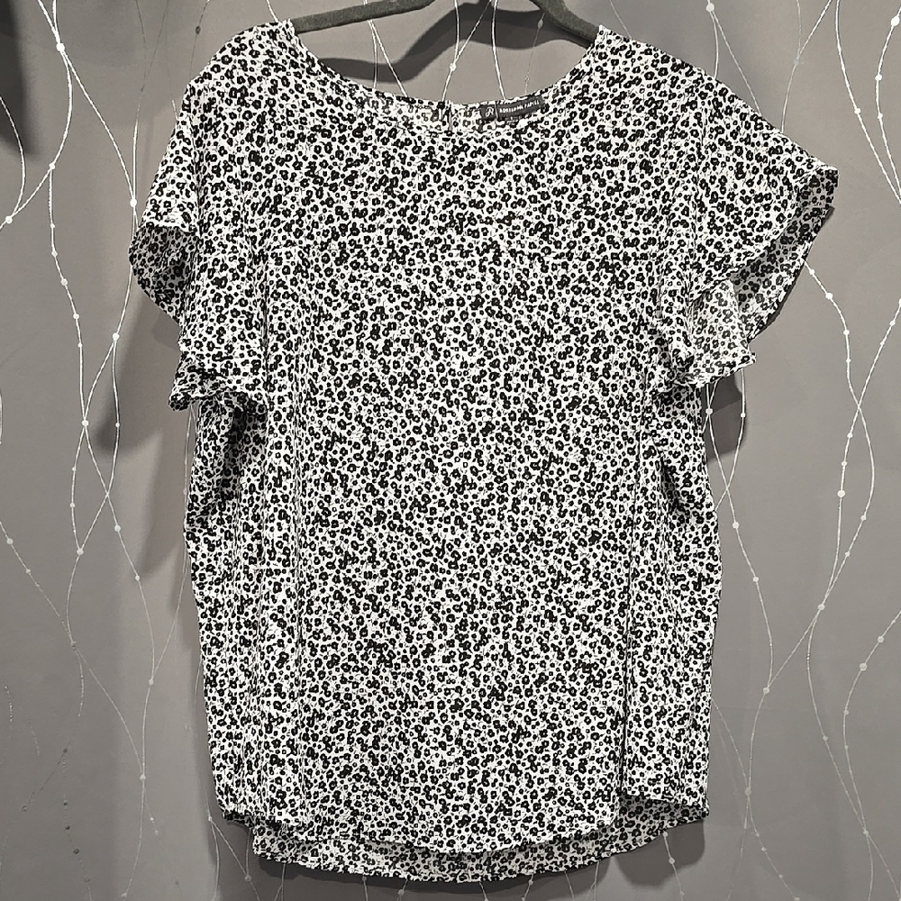Black and White Printed Women's Top